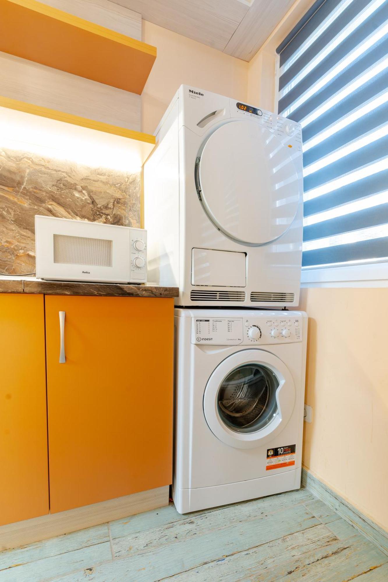 Mirela Guest Apartment Veliko Tărnovo Esterno foto